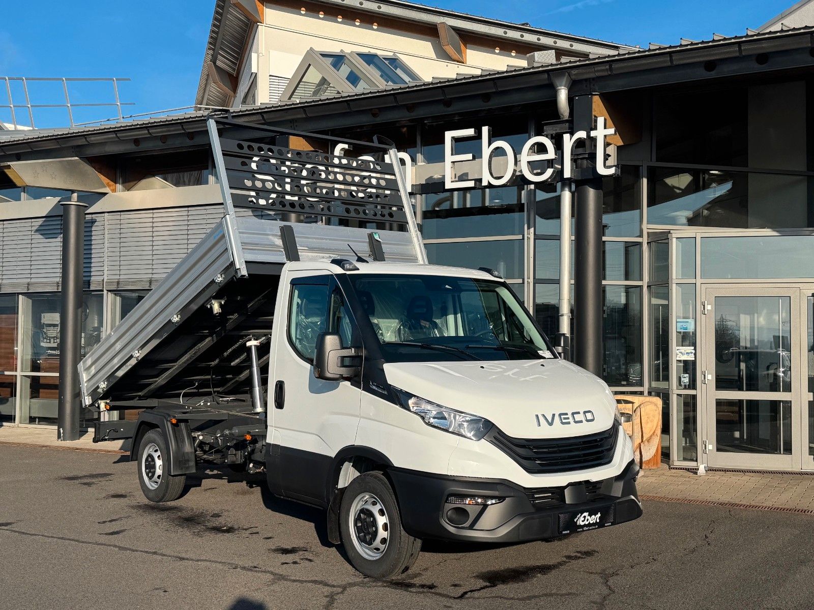 Fahrzeugabbildung Iveco Daily 35S14 A8*R3.450mm*Automatik*Kamera*3Sitze*