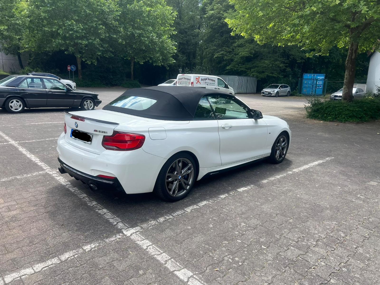 BMW M235 BMW F23 M235i Cabrio -