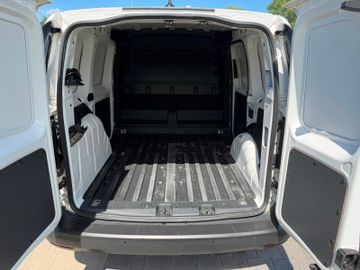 Volkswagen Caddy - 12