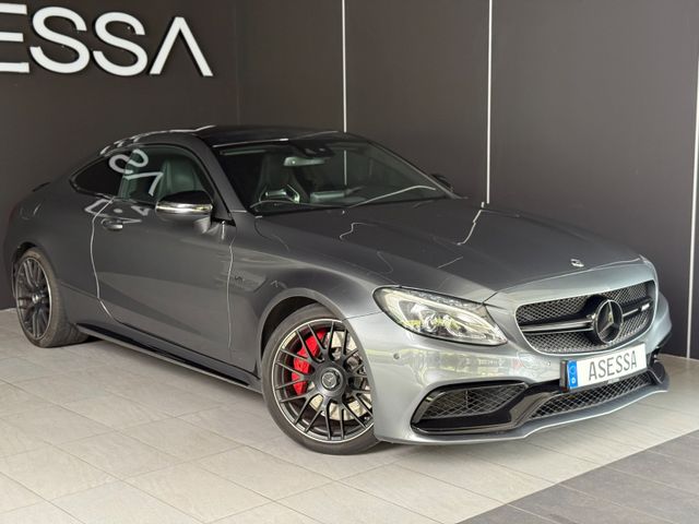 MERCEDES-BENZ C63s AMG*COUPE*PERF-AGA*SCHALEN*PANO*LED*19.Z*