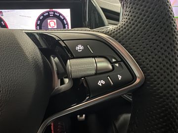 Fahrzeugverkauf 19 Skoda Kodiaq 1.5 TSI Sportline 7-Sitze*Panodach*AHK*