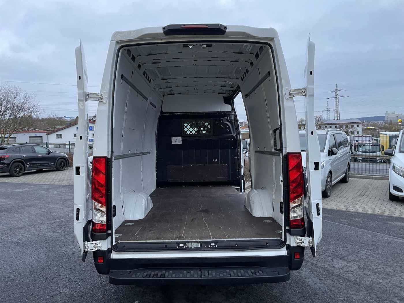 Fahrzeugabbildung Iveco Daily 35S16 *Klima*L3.520mm*