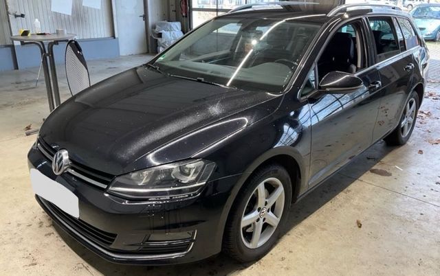 Volkswagen Golf VII Variant Highline 2.0TDI DSG*XE*STANDHZG