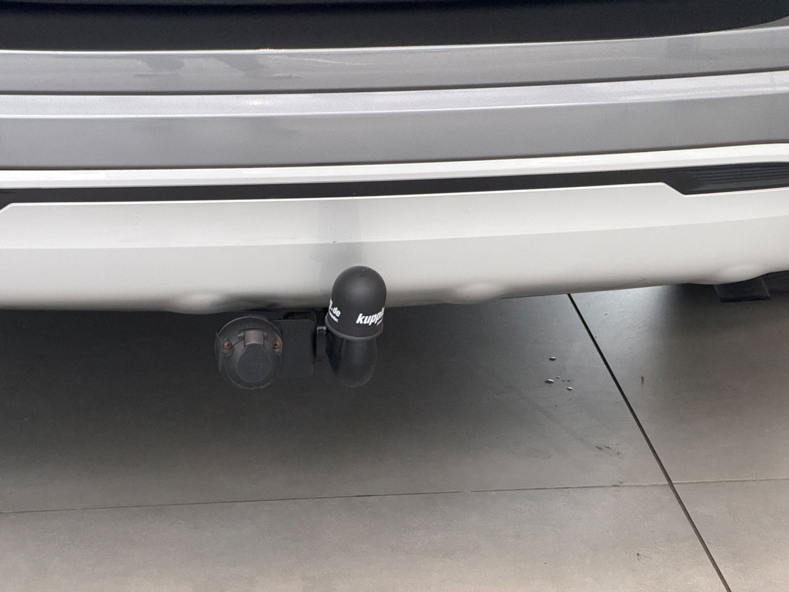 Fahrzeugabbildung Mitsubishi 2.4 Plug-in Hybrid Outlander Diamant Spirit AHK