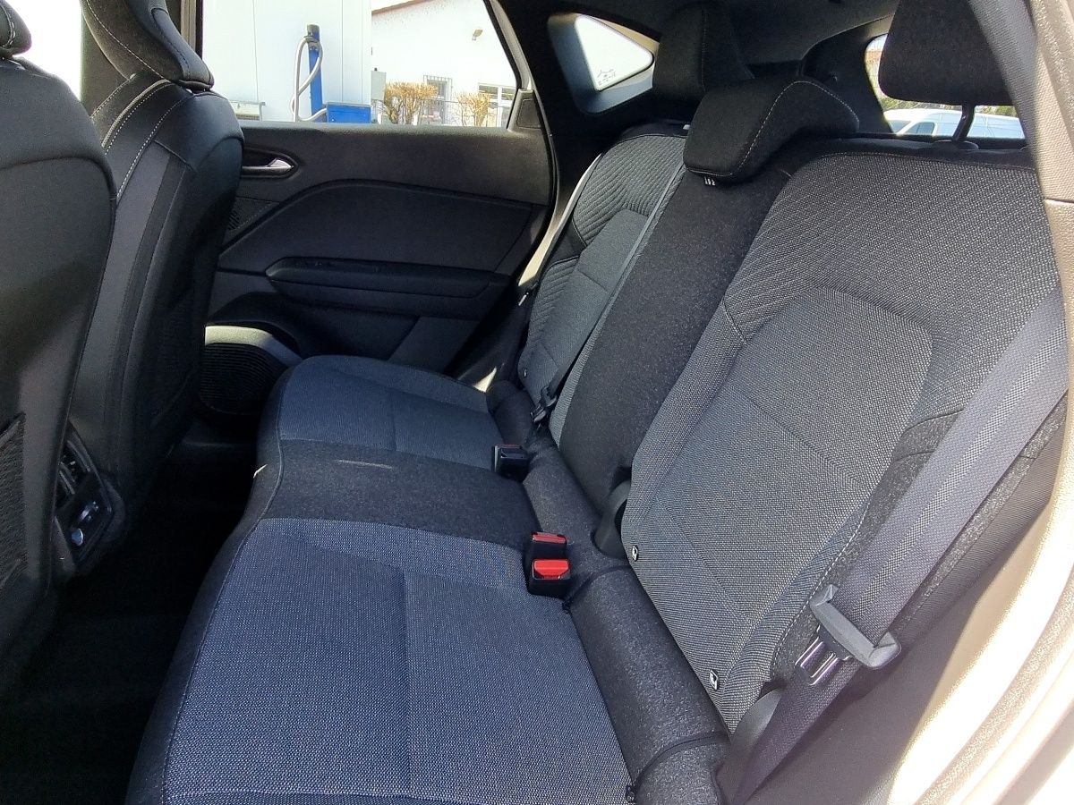 Fahrzeugabbildung Renault Captur Techno Mild Hybrid 140 EDC