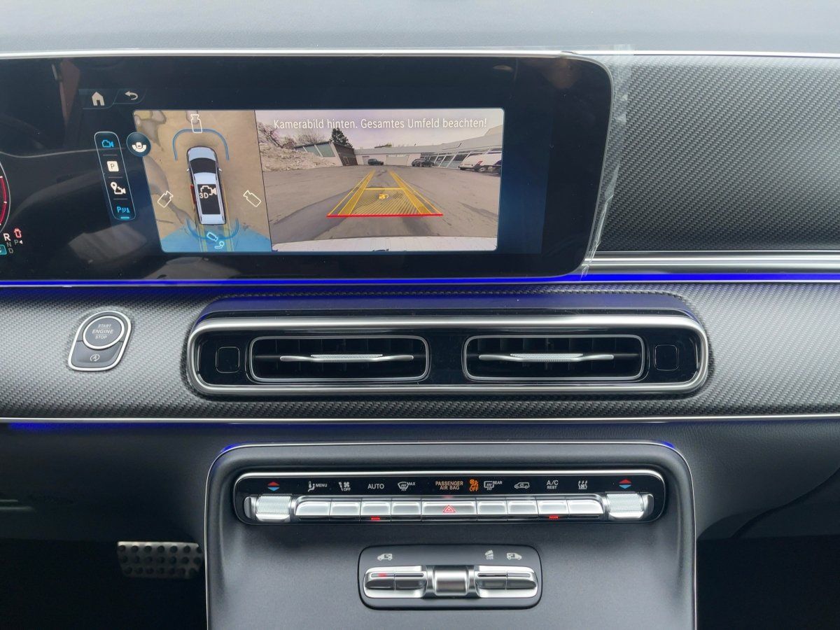 Fahrzeugabbildung Mercedes-Benz V 300 d 4M lang AMG/Night/Pano/360°/Airmatic/AHK