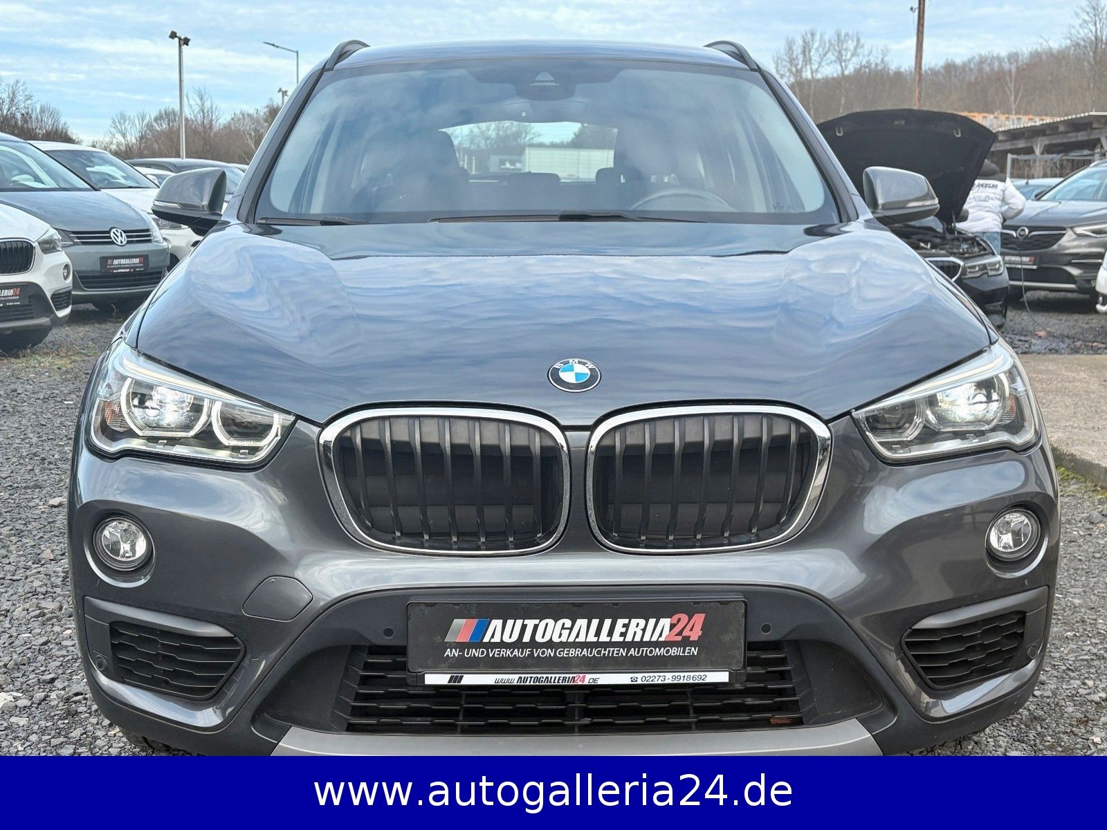 Fahrzeugabbildung BMW X1 sDrive18i Aut. Navi LED Tempomat SCHECKHEFT