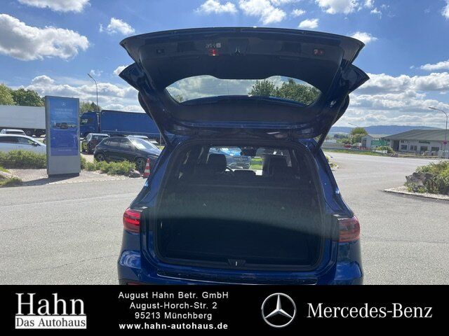 Fahrzeugabbildung Mercedes-Benz GLB 220 4M AMG/MULTIB./360/AHK/DISTRO./AMBI/..