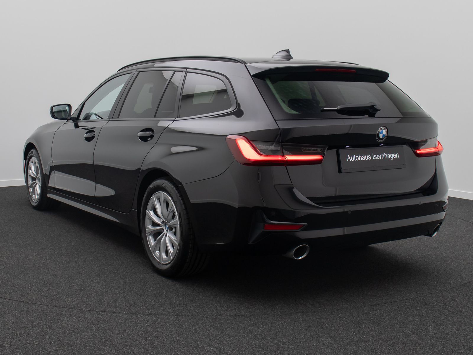 Fahrzeugabbildung BMW 320d Stop&Go PDC Alarm DAB DriveAssist Sportsitz