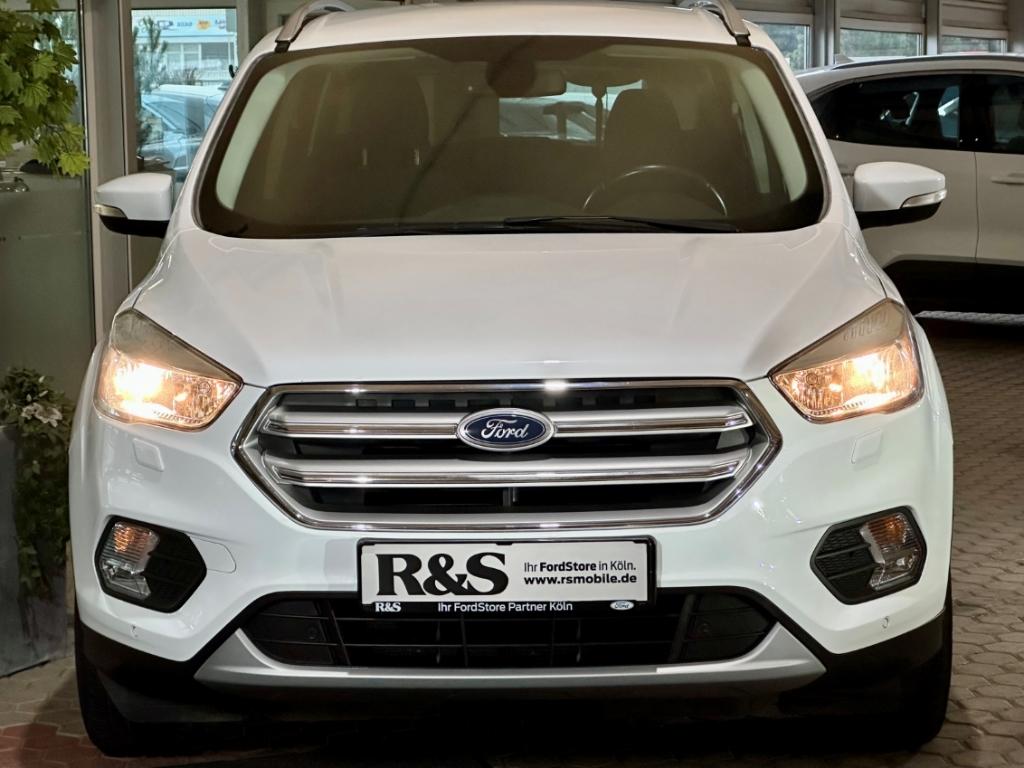 Ford Kuga Trend 1.5+Parkpilot+Winter-Paket+CD