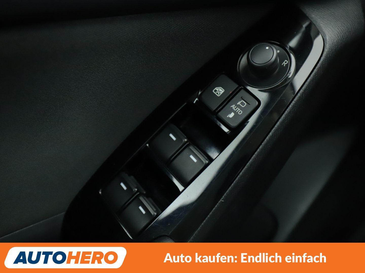Mazda 3 2.0 Exclusive-Line Aut.*NAVI*HUD*CAM*PDC*SHZ*