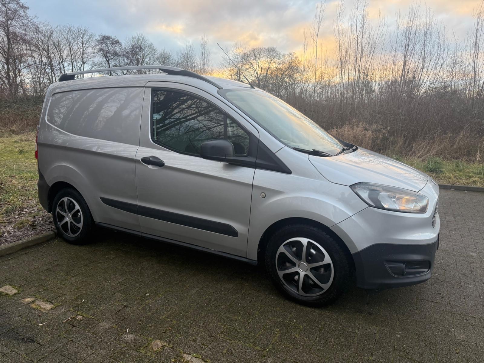 Ford Transit Courier **EURO**6**ERST**125TKM**