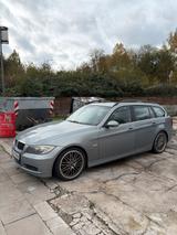 BMW E91 325i AHK Panorama M Lenkrad - BMW 325 in Hagen