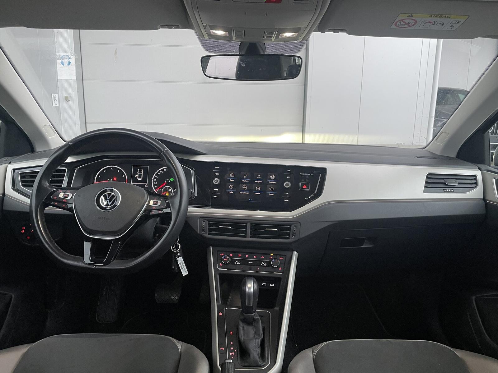 Volkswagen Polo 1.0 BlueMotion Highline XENON CC HEAT LED C, миниатюра 10