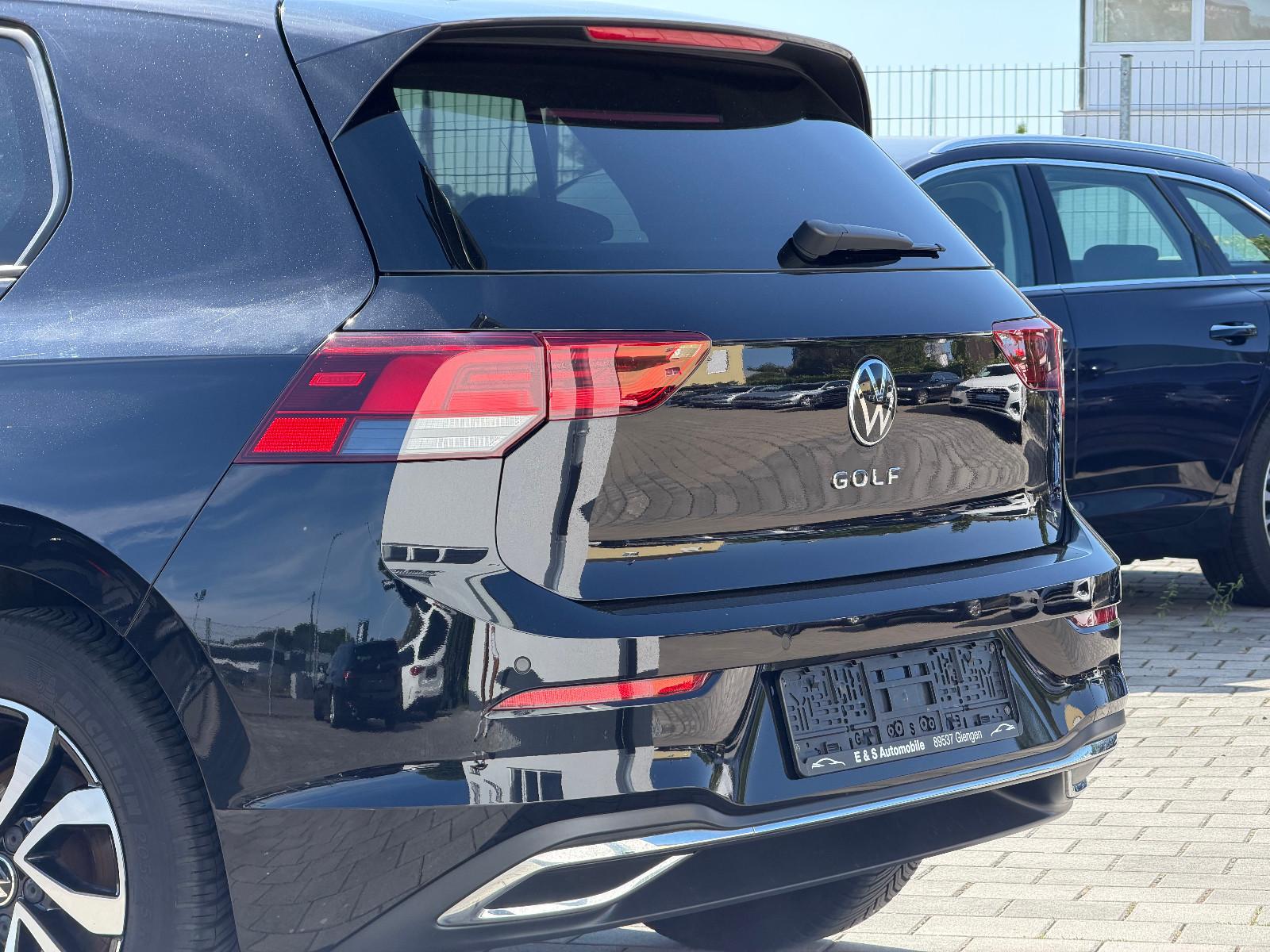 Volkswagen Golf VIII 1.5 TSI Lim. Active/LED/ACC/SPUR/2.H, миниатюра 7
