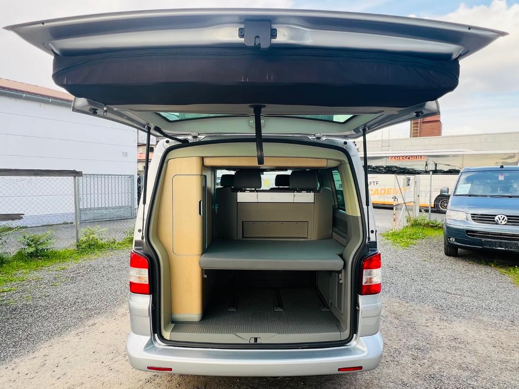 Volkswagen T5 California