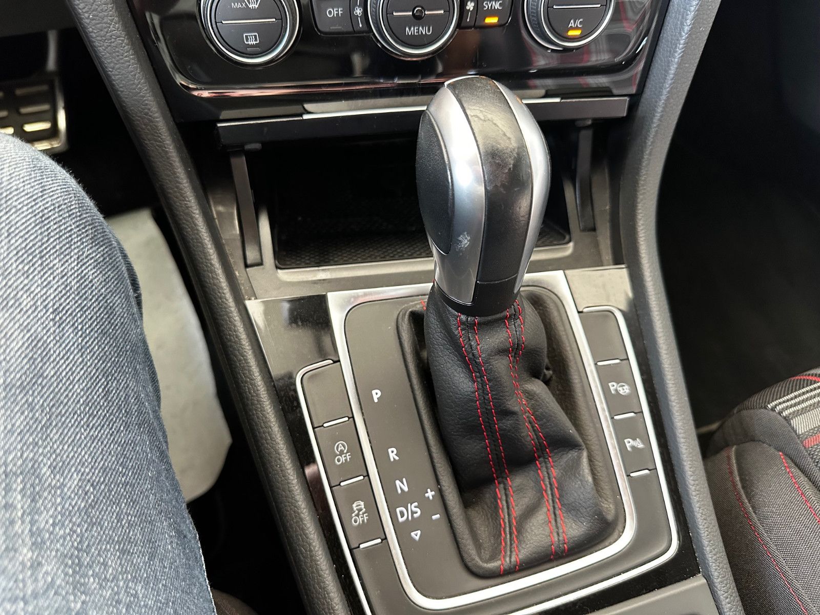 Volkswagen Golf VII 2.0TSi GTI Performance BMT/Start-Stopp — Bild 17