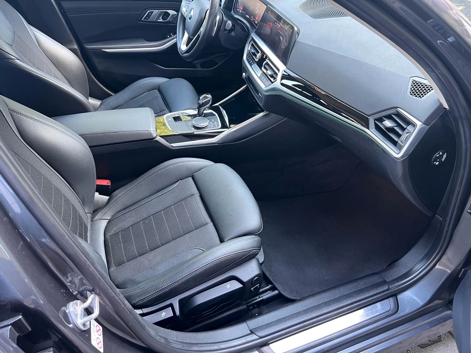 BMW 320 iA Sport Line ACC Glasdach Keyless foto 9