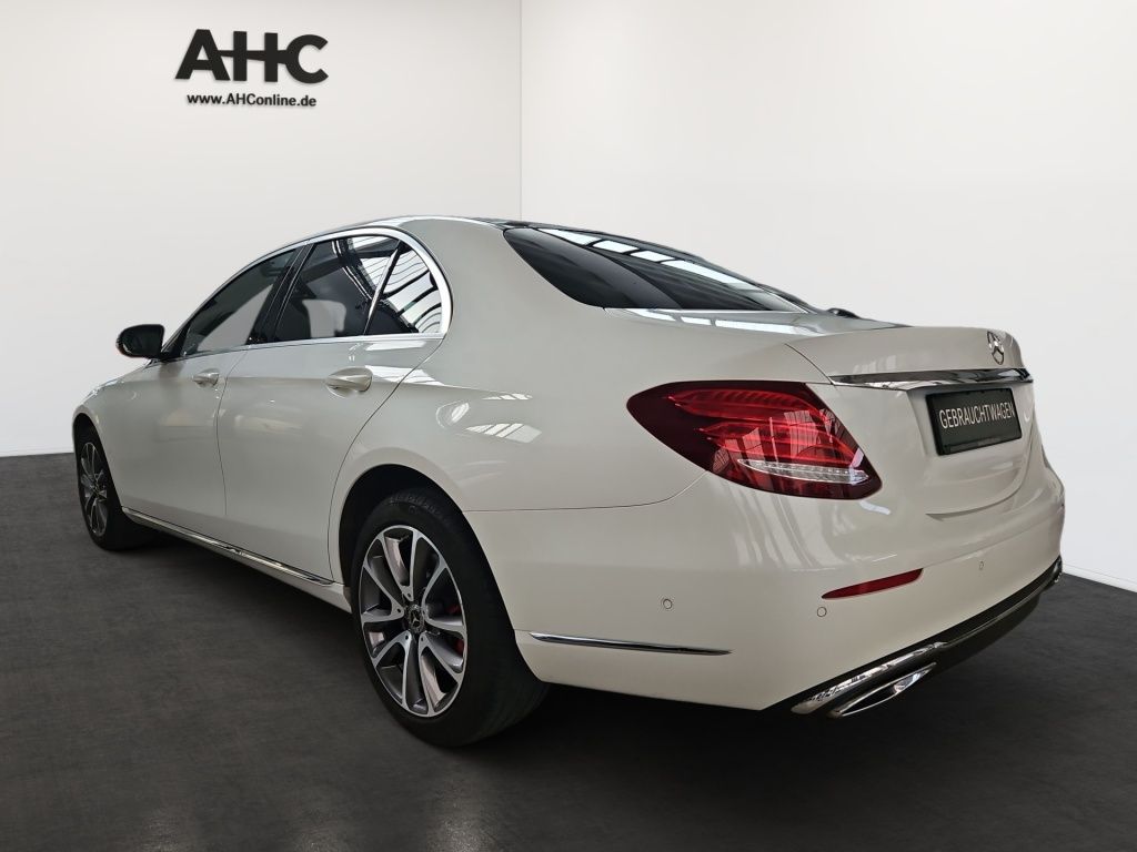 Fahrzeugabbildung Mercedes-Benz E 400 d 4M Luxury Pano Memory Totwi. LED 360°