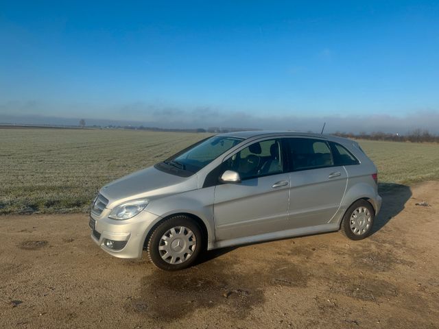 Mercedes-Benz B 170 1.Hand Klima PDC