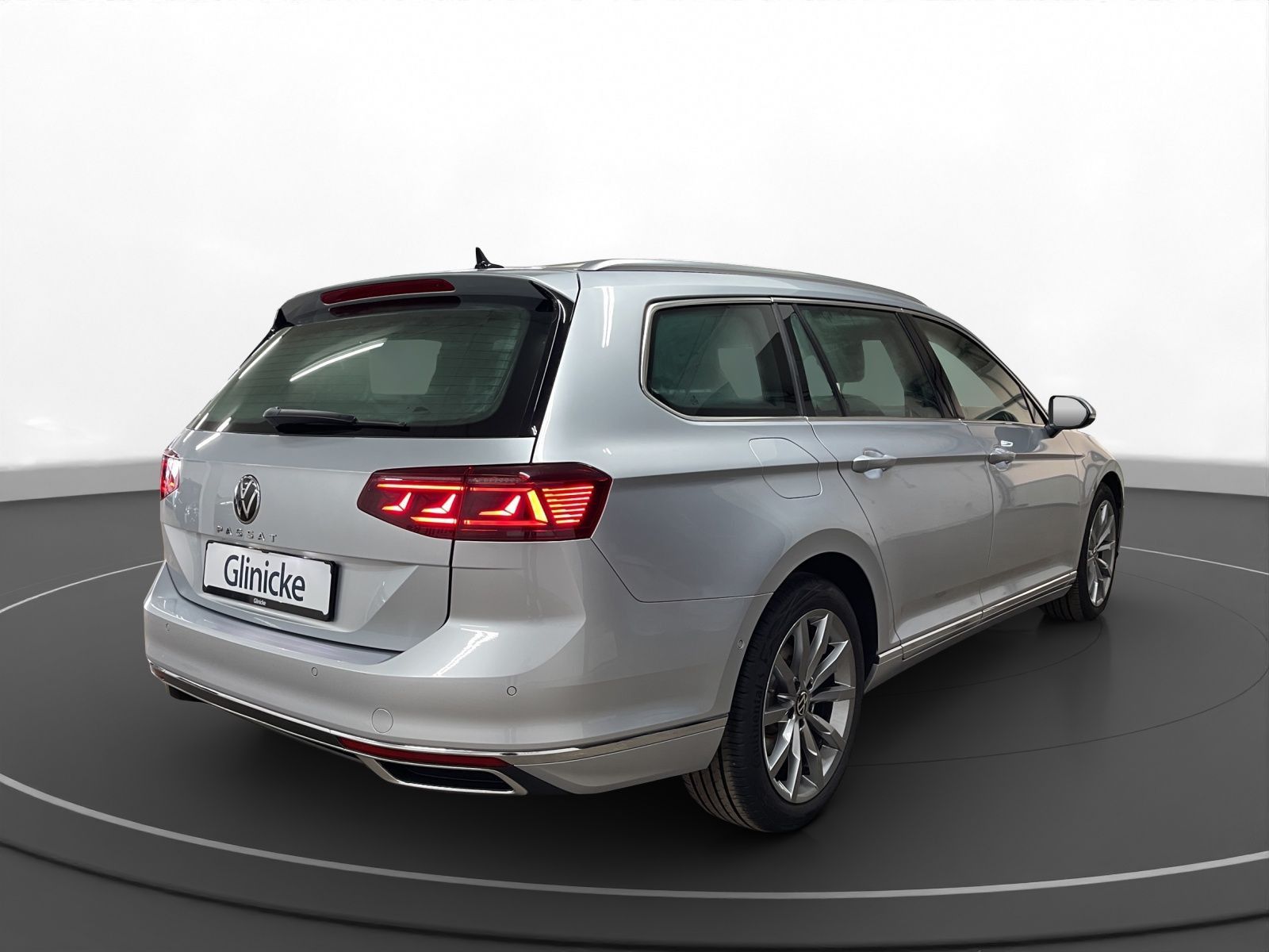 Volkswagen Passat Variant - Bild 4