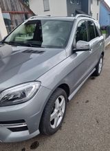 Mercedes-Benz ML 250 BlueTEC 4MATIC - - Mercedes-Benz ML 250 mit Diesel-Antrieb