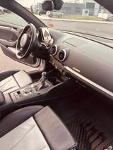 Audi S3 TFSI S tronic quattro - - Audi S3 in Düsseldorf