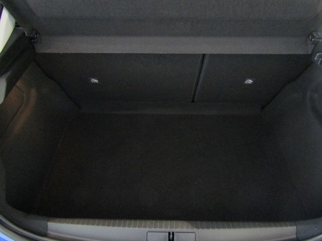 Corsa Elegance 1.2 100PS KLIMA SHZ PDC KAM APP