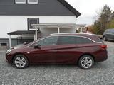 Opel Astra 1.6 Turbo Innovation Aut. 147kW, LED, Navi - Opel Astra: 14 Turbo