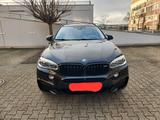 BMW X6 xDrive50i - M-Paket Vollausstattung - BMW X6 in Essen