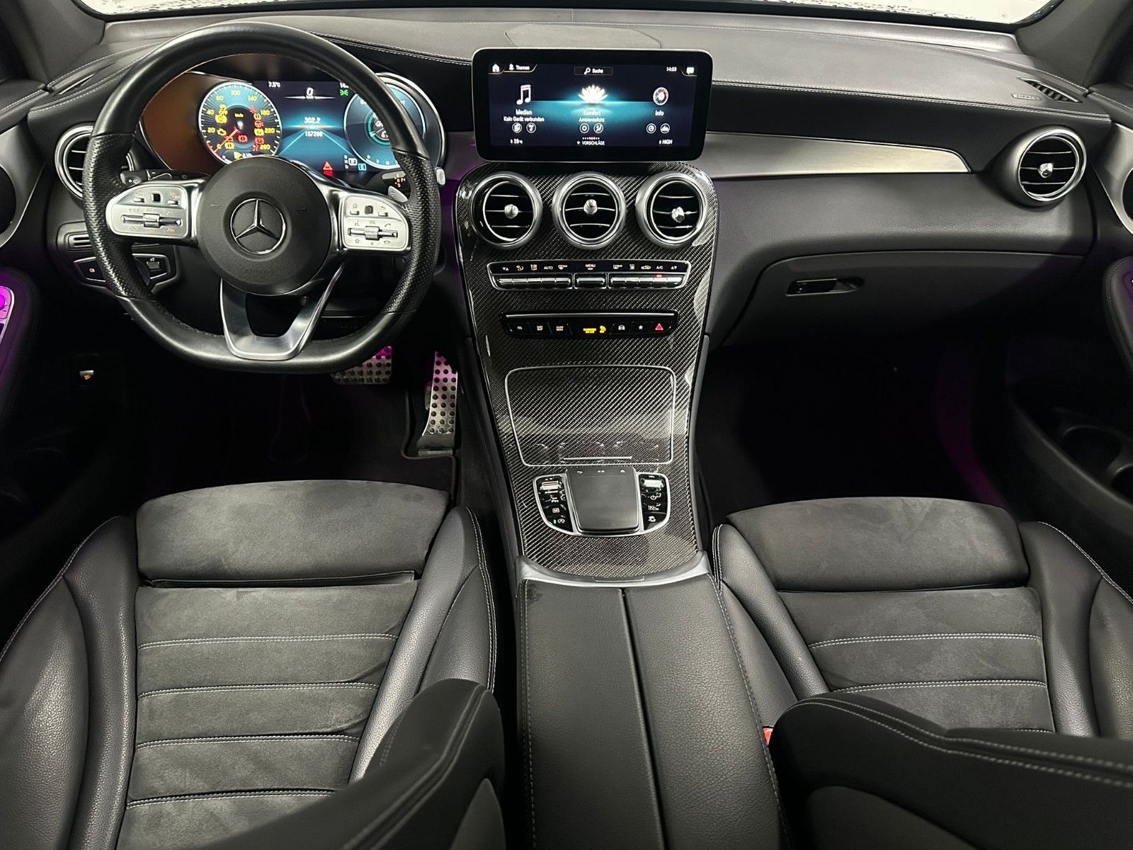 Fahrzeugabbildung Mercedes-Benz GLC 220 d 4MATIC *AMG-LINE*NIGHT*360*