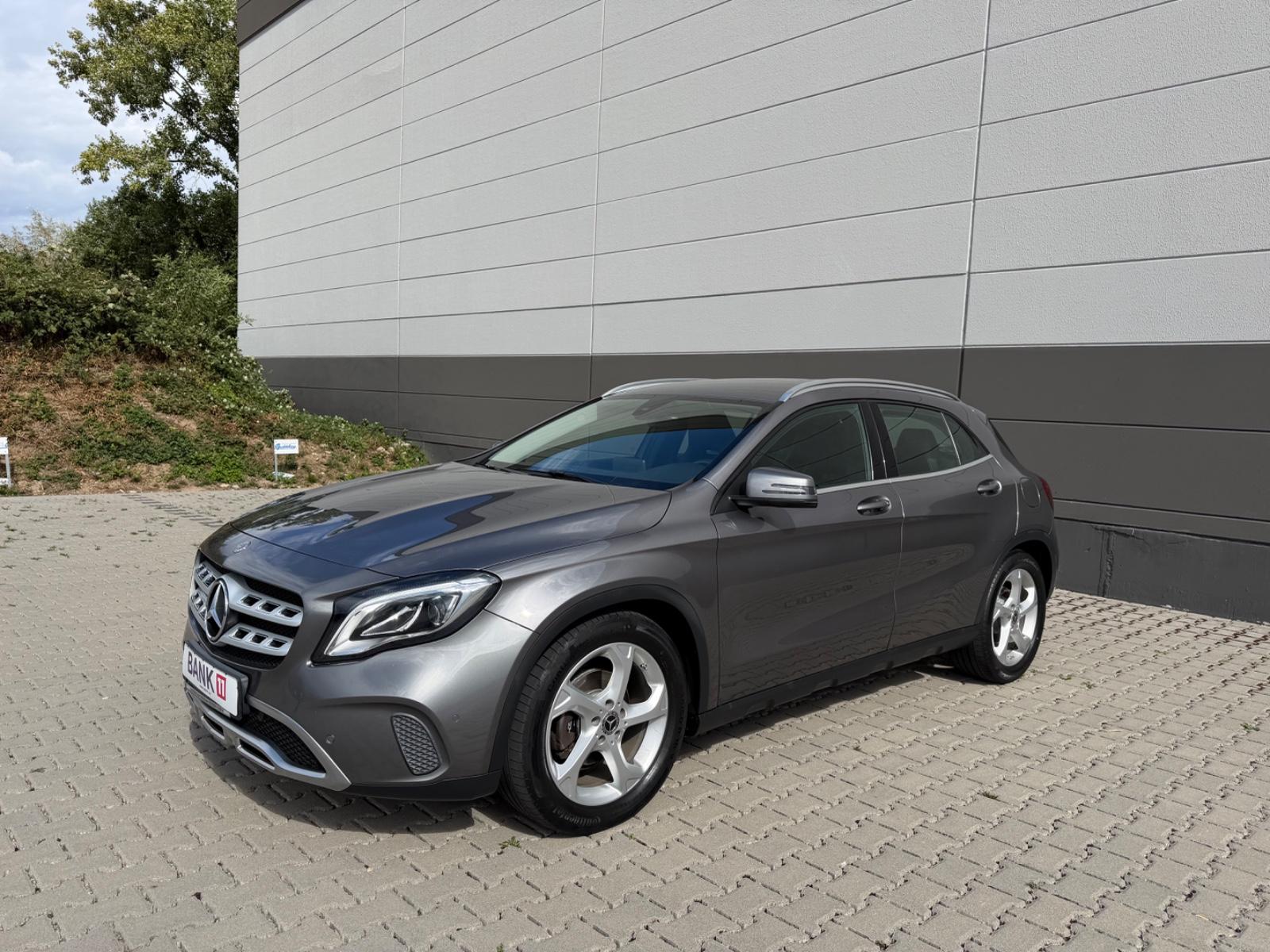 Mercedes-Benz GLA 200 Urban Aut.*Navi*8-fach*GARANTIE