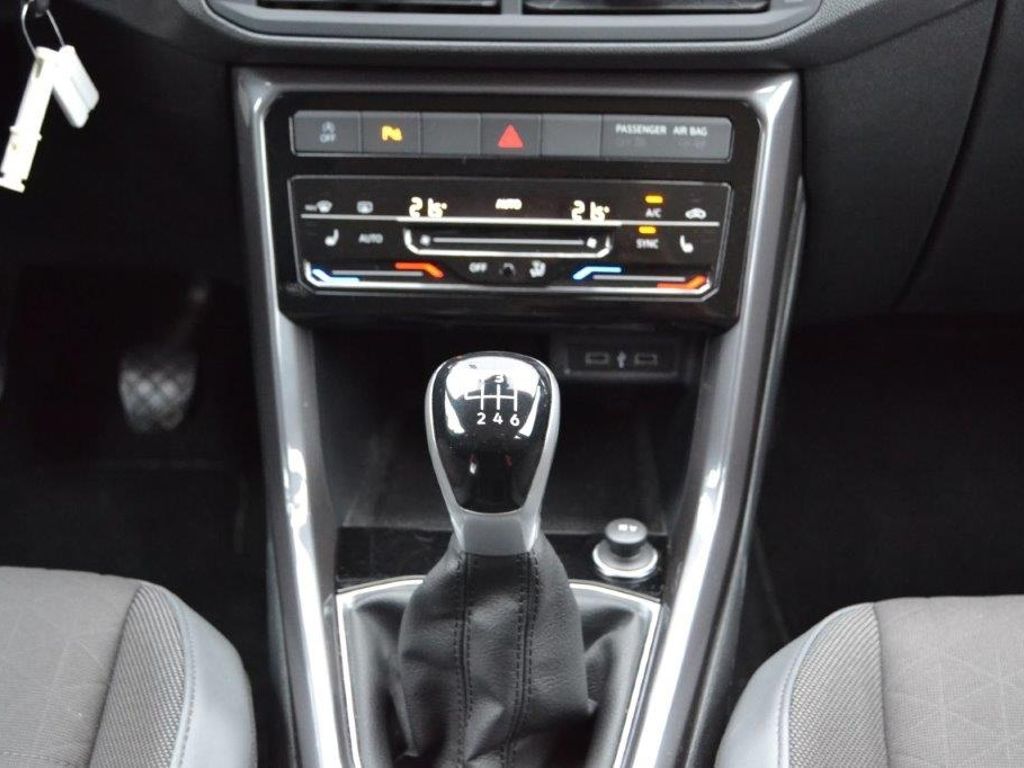 T-Cross 1.0 TSI 110 PS Style IQ.DRIVE/17-ZOLL/LE