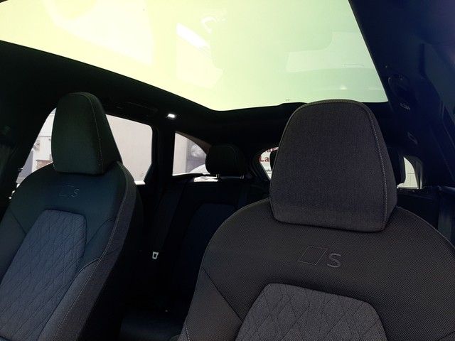 Fahrzeugabbildung Audi A6 Avant S line TDI quattro Luftfed Pano Matrix