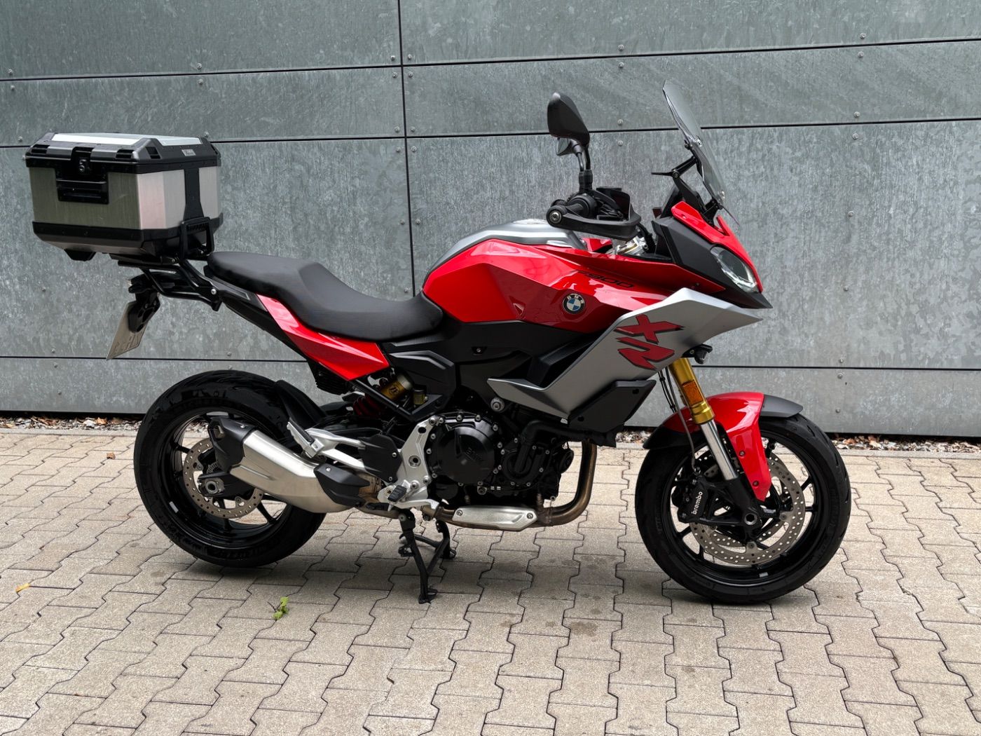 Fahrzeugabbildung BMW F 900 XR A2