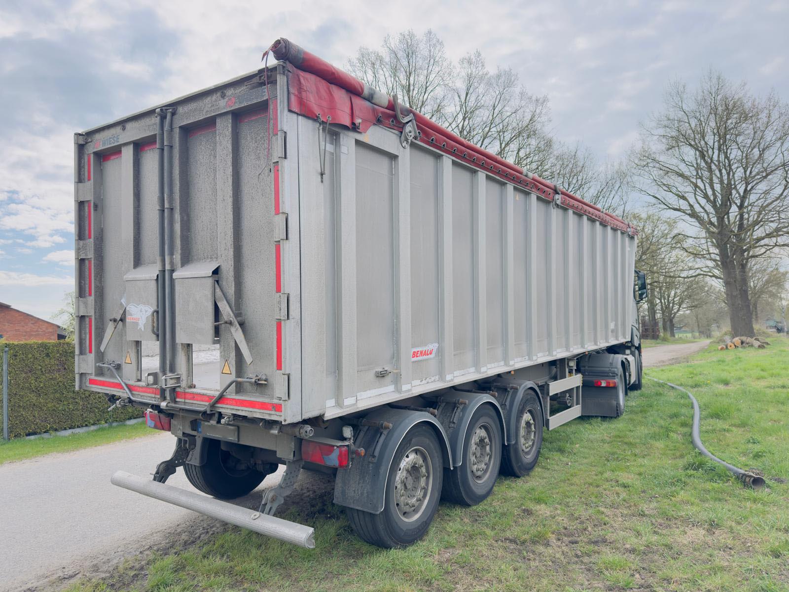 Benalu Agriliner 95 ALU-Mulde Getreide Kombiklappe 50m³