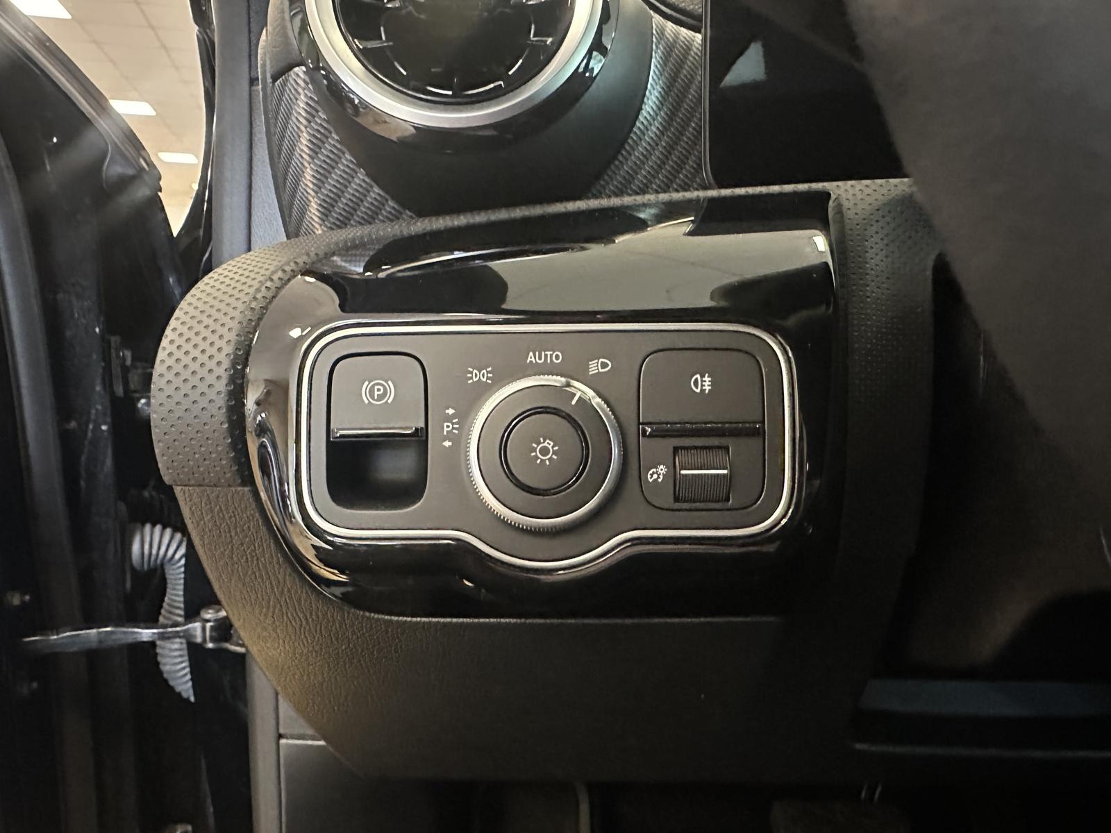 Mercedes-Benz A-Class Progressive*MBUX*S.Dach*ACC*CAM*Navi*SHZ*, миниатюра 11