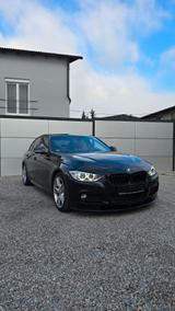 BMW Aut. M Paket Alcantara HUD Keyless Schiebedach - BMW 325 aus 2015