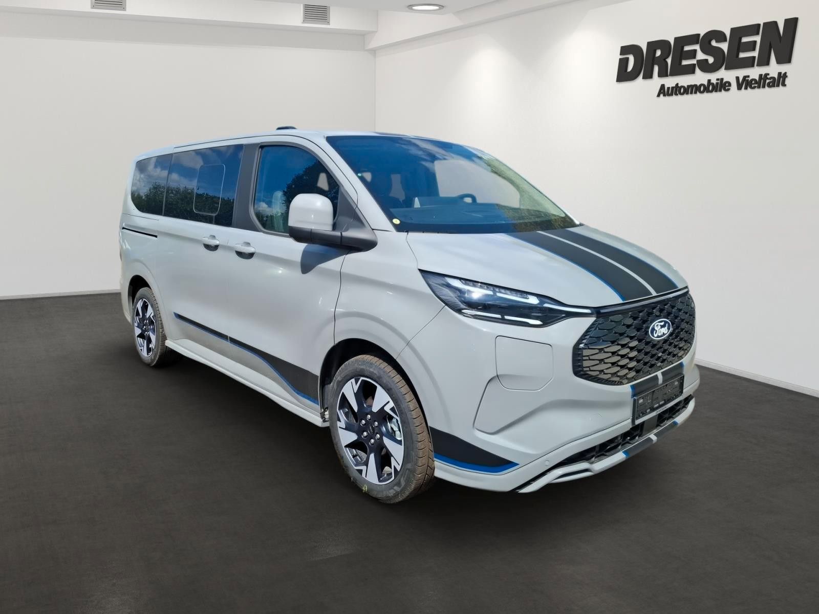 Ford Tourneo Custom - Bild 2