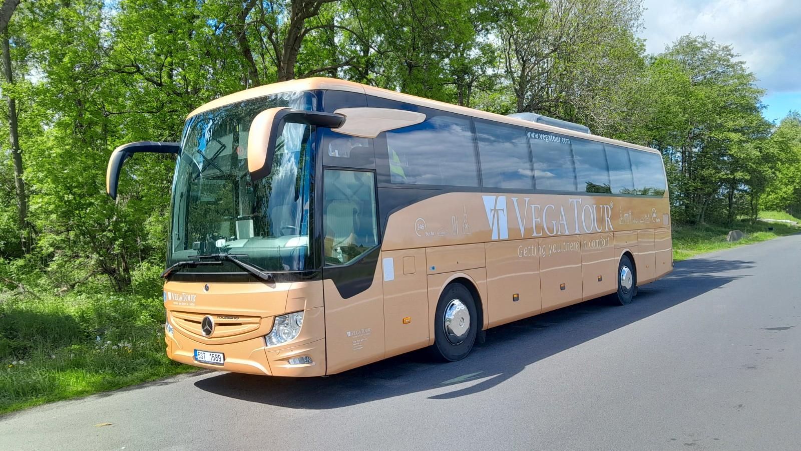 Mercedes-Benz Tourismo15 RHD