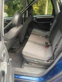 صورة 9 لـ 2003 Mercedes-BENZ C 220
