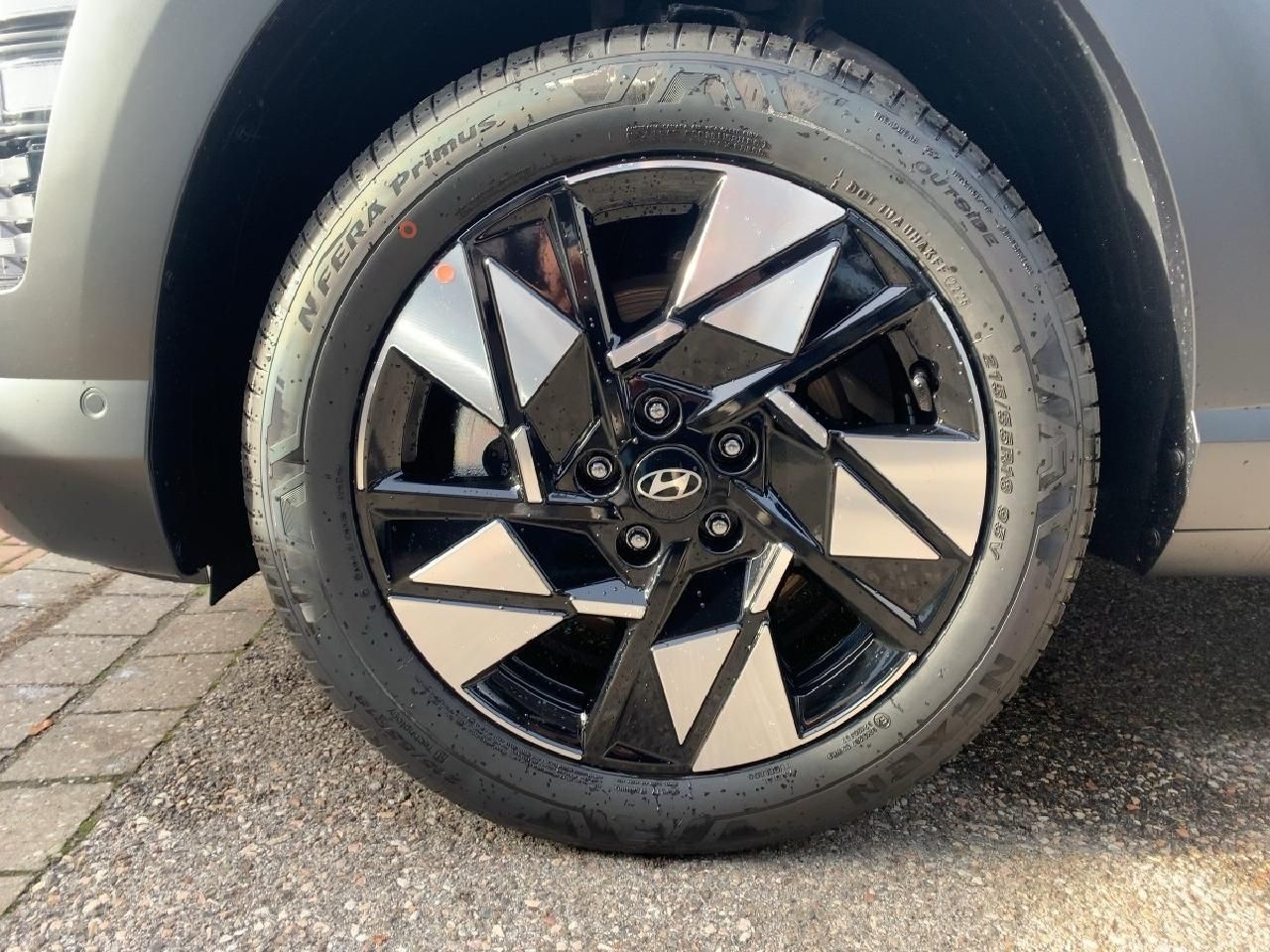 Fahrzeugabbildung Hyundai KONA Prime 4WD