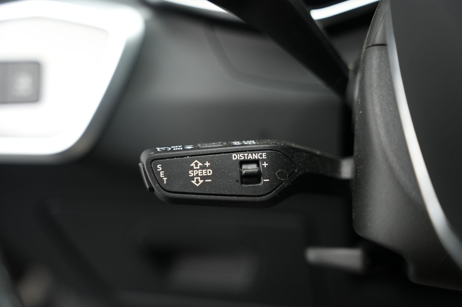 Fahrzeugabbildung Audi A6 Avant 35 TDI *Virtual*Navi*SHZ*AHK*Klima*