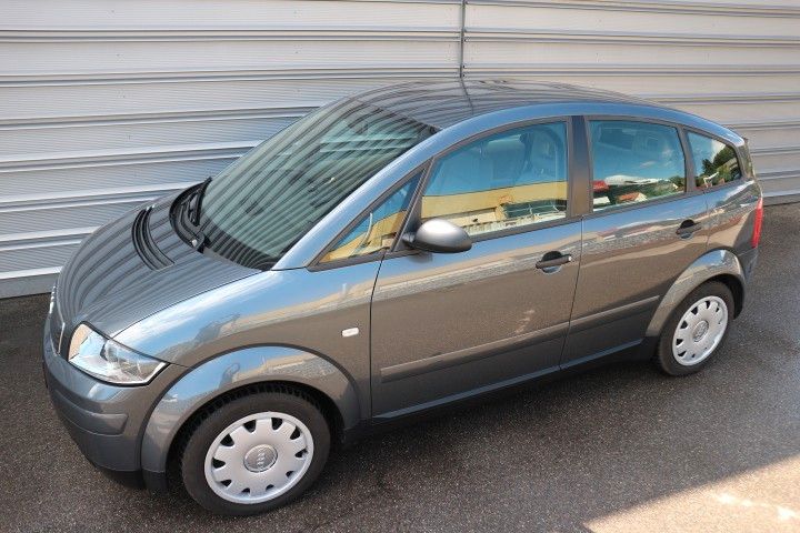 Audi A2
