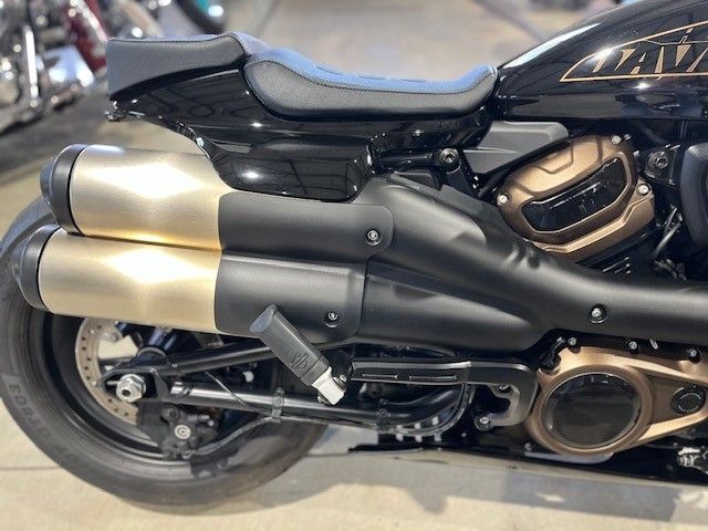 Fahrzeugabbildung Harley-Davidson RH1250S Sportster S mit Sozius Umbau