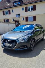 Hyundai i40 1.7 CRDi 104kW blue Premium DCT Premium - Hyundai i40 mit Diesel-Antrieb: Kombi, 1.7