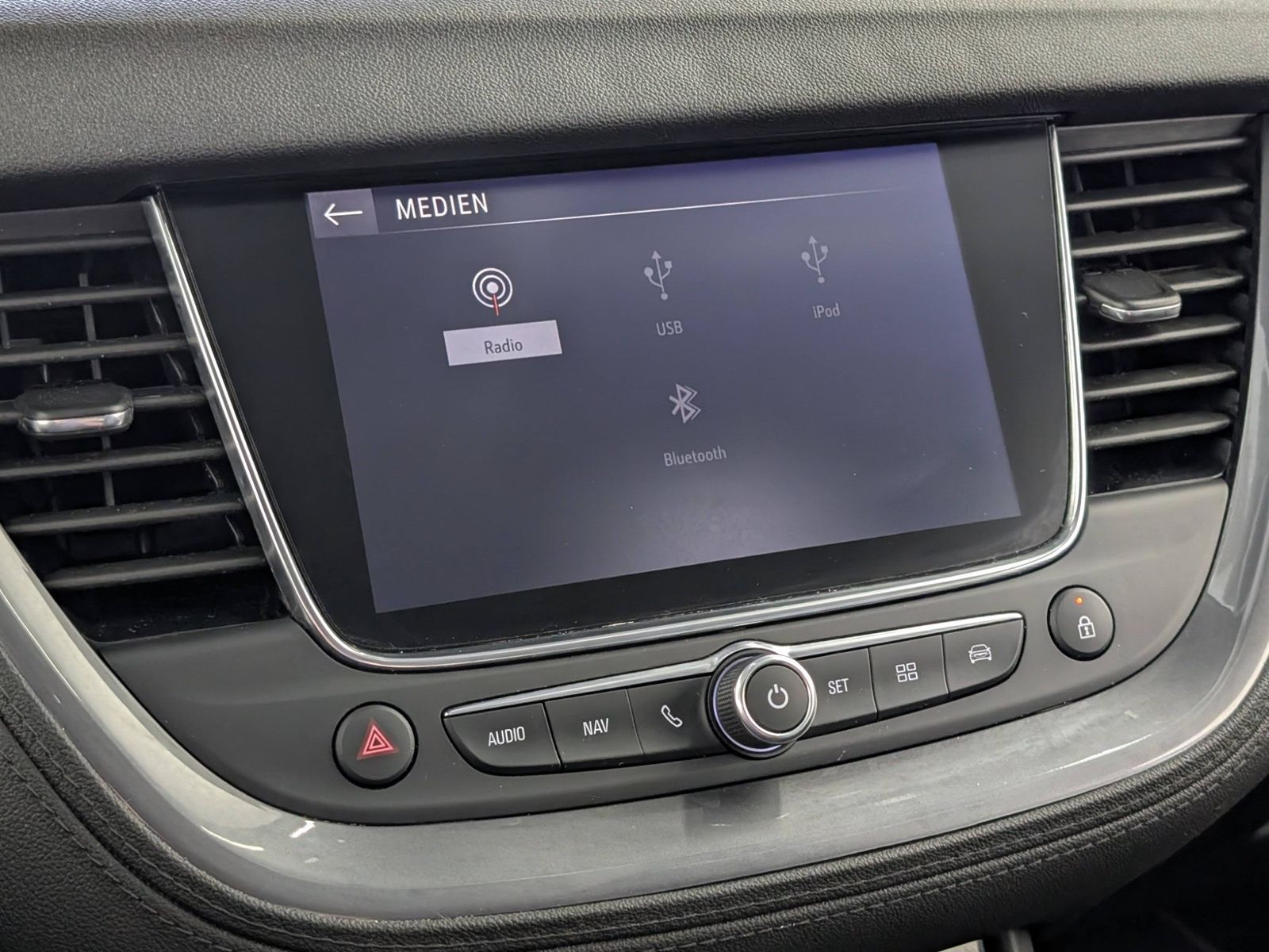 OPEL Grandland X  1.2 Turbo Ultimate Navi SHZ LED – Bild 26