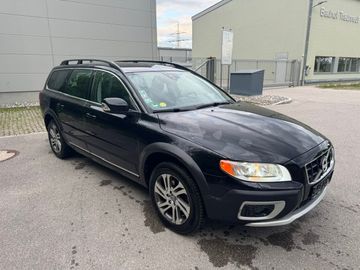 Volvo XC70 - 2