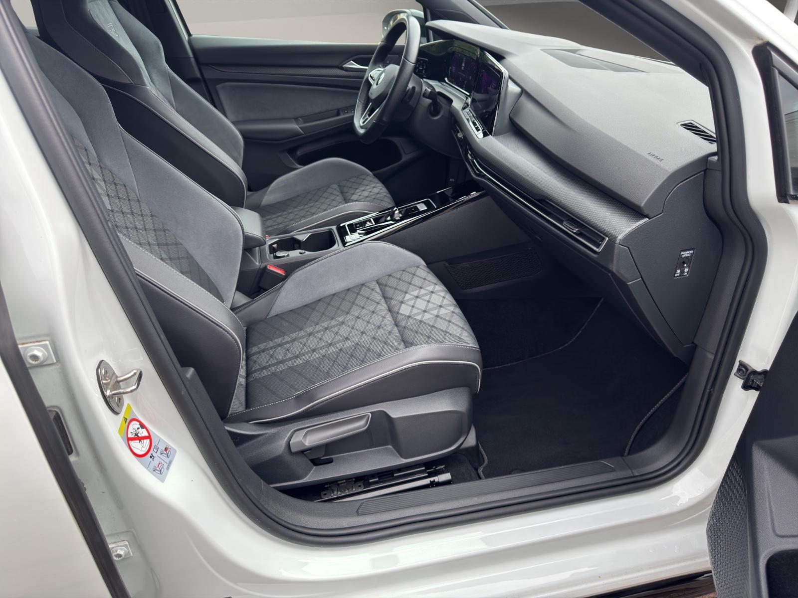 Volkswagen Golf VIII Lim. R-Line eTSI, 1 Hand, TOP Zustand, миниатюра 11