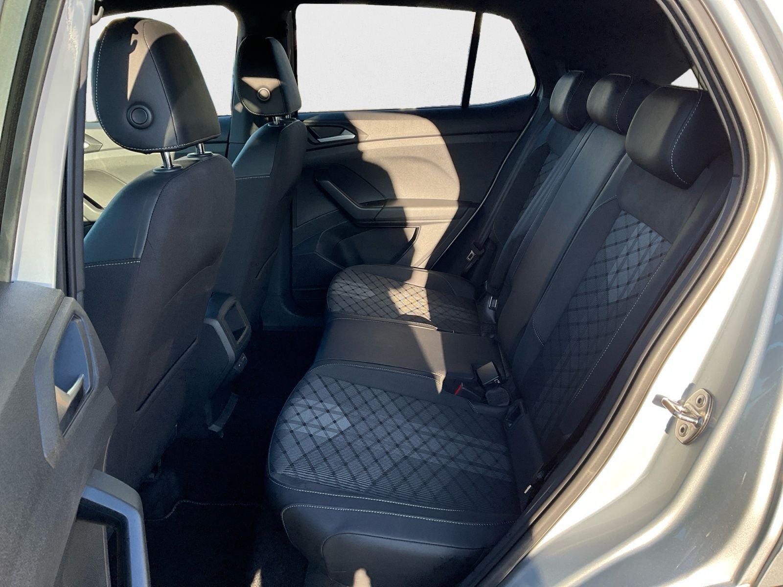 Volkswagen T-Cross - Bild 13